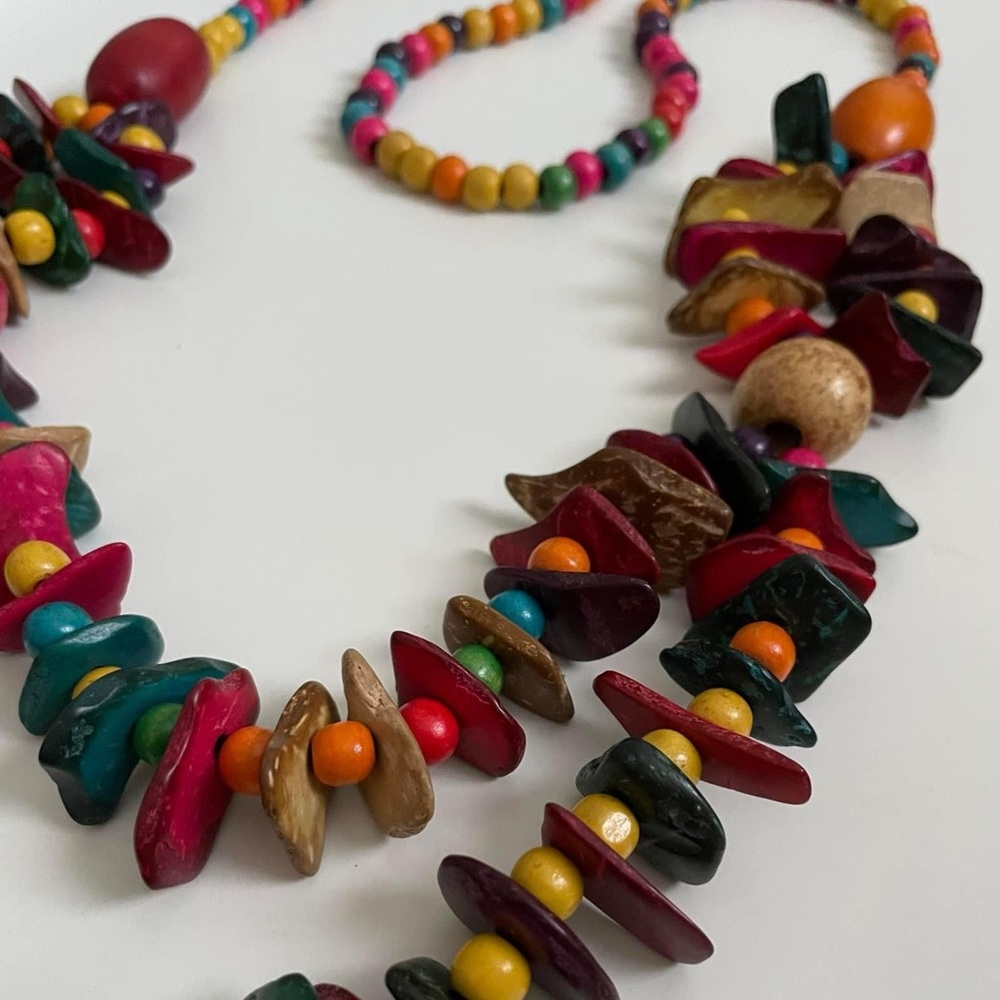 Gorgeous Necklace, Native Islands Vibe, Colorful Dyed Wood Beads, NWOT, 2 Strand - Picture 2 of 6